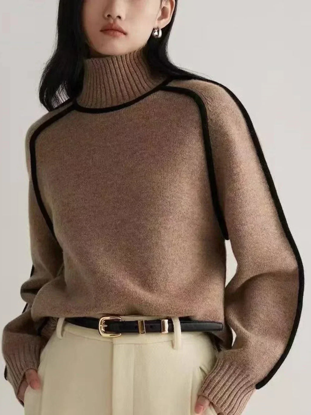 Feralyne Elegant Turtleneck sweater