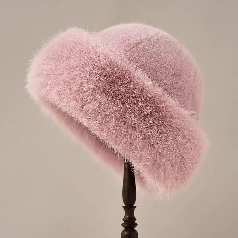Eryll – Elegant Faux Fur Hat